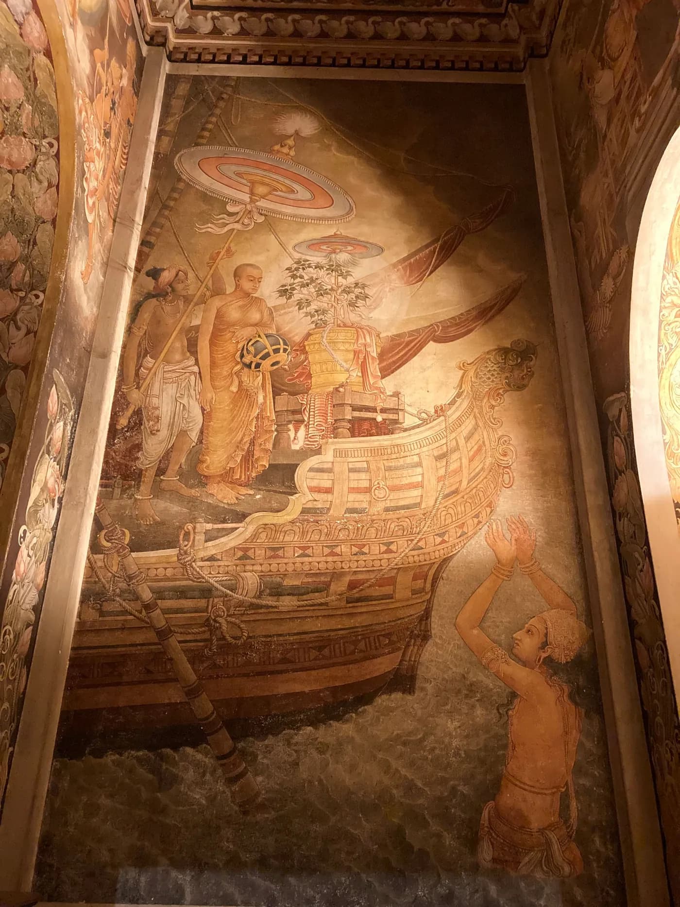 Kelaniya Raja Maha Vihara - Ancient Wall Paintings